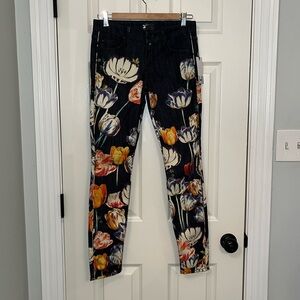 NWT Mother The Looker Low Rise Floral Jeans Size 25 Contemporary Tulip‎ Stylish